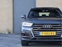 Audi Q5 55 TFSI e quattro Competition S-line | Luchtvering | ACC | Dealer onderhouden |