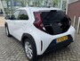 Toyota Aygo X FIRST 5-DEURS APPLE/ANDROID CAMERA CLIMA AD-CRUISE 17'' LM-VELGEN EL-RAMEN/SPIEGELS NL-AUTO 1E-EIG