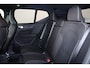 Volvo XC40 B4 Plus Black Edition - Panorama/schuifdak - IntelliSafe Assist & Surround - 360º Camera - Harman/Kardon audio - Verwarmde voorstoelen & stuur - Parkeersensoren voor & achter - Elektr. bedienb. voorstoelen met geheugen links - Draadloze tel. lader - Extra getint glas - 20' LMV