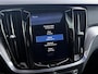 Volvo V60 2.0 T6 Plug-in hybrid AWD R-Design | SoH 95,7% | Long Range | Panoramadak | Trekhaak | H&K | Camera!