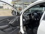 Hyundai ix35 1.6i GDI Go! / NL-Auto / Trekhaak / Half-Leder / Stoelverwarming Voor+Achter / Cruise-Control / Climate-Control / Radio-Bluetooth / Navi / Privacy-Glass / Elektr.-Pakket / PDC-Achter met Camera / LMV 17'' / All-Season / ENZ.