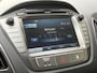 Hyundai ix35 1.6i GDI Go! / NL-Auto / Trekhaak / Half-Leder / Stoelverwarming Voor+Achter / Cruise-Control / Climate-Control / Radio-Bluetooth / Navi / Privacy-Glass / Elektr.-Pakket / PDC-Achter met Camera / LMV 17'' / All-Season / ENZ.