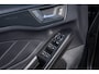 Ford Focus 1.0 ST-Line X Business Trekhaak | Stoelverwarming | Stuurverwarming | Head up display | Camera | Pdc | Carplay | Voorruitverwarm