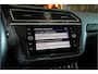 Volkswagen Tiguan 1.4 TSI ACT Highline Business R-Line Leder Topcomfort, Panorama dak, ACC, Camera, Memory, Stuur verwarming, Active digital Dash, Active Lightning/ Spiegel/ Park Ass pakket, Trekhaak electr, Lmv.