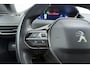 Peugeot 3008 1.2 130pk GT Line | Panoramisch schuifdak | Lage kilometerstand | Navigatie | DAB+ | Apple Carplay/Android Auto | LichtMetaal 19inch