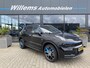 Lynk & Co 01 1.5 Zwarte Hemel, App-Connect, 360' Camera & Panoramadak Verkoopprijs = Inclusief Trekhaak