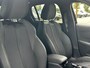 Peugeot 208 1.2 Hybrid 110 e-DCS6 GT l Camera l Navi l Parkeersensoren l Apple carplay & Android auto l DIRECT LEVERBAAR !!!