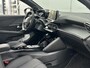 Peugeot 208 1.2 Hybrid 110 e-DCS6 GT l Camera l Navi l Parkeersensoren l Apple carplay & Android auto l DIRECT LEVERBAAR !!!