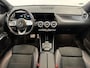 Mercedes-Benz GLA 200 AMG Line | Pano | Trekhaak | Memory | Mat grijs |