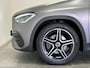 Mercedes-Benz GLA 200 AMG Line | Pano | Trekhaak | Memory | Mat grijs |