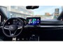 Volkswagen Golf 1.5 eTSI R-Line Edition,Schakel 6BAK,Carplay,Stoelverw,Assist,Sfeerverlichtimg