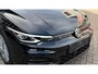 Volkswagen Golf 1.5 eTSI R-Line Edition,Schakel 6BAK,Carplay,Stoelverw,Assist,Sfeerverlichtimg