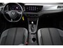 Volkswagen Polo 1.0 TSI Highline 115PK / 85kW DSG, 1e eigenaar, nieuw door ons geleverd en onderhouden, R-Line in- en exterieur, LED verlichting, achteruitrijcamera (Rear View), 17" 'Sebring' LMV, digital cockpit pro, parkeersensoren voor en achter (PDC), privacy glas, Executive pakket (navigatie, DAB+, Apple Carplay & Android Auto), licht- en zicht pakket, elektrisch verstel-, verwarm- en inklapbare buitenspiegels (Spiegel pakket) etc.