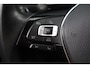Volkswagen Polo 1.0 TSI Highline 115PK / 85kW DSG, 1e eigenaar, nieuw door ons geleverd en onderhouden, R-Line in- en exterieur, LED verlichting, achteruitrijcamera (Rear View), 17" 'Sebring' LMV, digital cockpit pro, parkeersensoren voor en achter (PDC), privacy glas, Executive pakket (navigatie, DAB+, Apple Carplay & Android Auto), licht- en zicht pakket, elektrisch verstel-, verwarm- en inklapbare buitenspiegels (Spiegel pakket) etc.