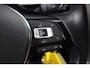 Volkswagen Polo 1.0 TSI Highline 115PK / 85kW DSG, 1e eigenaar, nieuw door ons geleverd en onderhouden, R-Line in- en exterieur, LED verlichting, achteruitrijcamera (Rear View), 17" 'Sebring' LMV, digital cockpit pro, parkeersensoren voor en achter (PDC), privacy glas, Executive pakket (navigatie, DAB+, Apple Carplay & Android Auto), licht- en zicht pakket, elektrisch verstel-, verwarm- en inklapbare buitenspiegels (Spiegel pakket) etc.