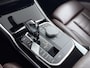 BMW 3-Serie 318i High Executive | LUXE! | Laser Light! | Assisted Driving! | Stoelverwarming!