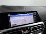 BMW 3-Serie 318i High Executive | LUXE! | Laser Light! | Assisted Driving! | Stoelverwarming!