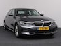BMW 3-Serie 318i High Executive | LUXE! | Laser Light! | Assisted Driving! | Stoelverwarming!