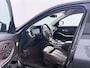 BMW 3-Serie 318i High Executive | LUXE! | Laser Light! | Assisted Driving! | Stoelverwarming!