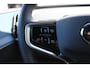 Volvo EX30 Single Motor Extended Range Plus 69 kWh | Verwarmbare voorstoelen en stuurwiel | Apple carplay/Android auto | Adaptieve cruise control | Warmtepomp | Keyless | Achteruitrijcamera en voor + achter sensoren |