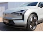 Volvo EX30 Single Motor Extended Range Plus 69 kWh | Verwarmbare voorstoelen en stuurwiel | Apple carplay/Android auto | Adaptieve cruise control | Warmtepomp | Keyless | Achteruitrijcamera en voor + achter sensoren |