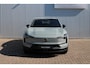 Volvo EX30 Single Motor Extended Range Plus 69 kWh | Verwarmbare voorstoelen en stuurwiel | Apple carplay/Android auto | Adaptieve cruise control | Warmtepomp | Keyless | Achteruitrijcamera en voor + achter sensoren |