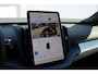 Volvo EX30 Single Motor Extended Range Plus 69 kWh | Verwarmbare voorstoelen en stuurwiel | Apple carplay/Android auto | Adaptieve cruise control | Warmtepomp | Keyless | Achteruitrijcamera en voor + achter sensoren |