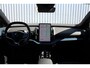Volvo EX30 Single Motor Extended Range Plus 69 kWh | Verwarmbare voorstoelen en stuurwiel | Apple carplay/Android auto | Adaptieve cruise control | Warmtepomp | Keyless | Achteruitrijcamera en voor + achter sensoren |
