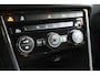 Volkswagen T-Roc 1.5 TSI 150pk Sport | NL-auto | Elek. klep | Trekhaak | Two-tone | 100% (Dealer) onderhouden label
