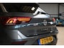 Volkswagen T-Roc 1.5 TSI 150pk Sport | NL-auto | Elek. klep | Trekhaak | Two-tone | 100% (Dealer) onderhouden label