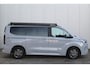 Ford Transit Custom Buscamper 'Nugget' Titanium 2.0ltr.-170pk AUTOMAAT ! 2.0-170pk Ecoblue 320 L1 Nugget Titanium Automaat. Op weg naar de vrijheid ? Kies voor deze luxe Ford Transit 'Nugget' bus-camper ! Volautm. airco dual, draaibare voorstoelen, hefdak, elektr. trekhaak, LM wielen, camera, Westfalia inbouw etc etc