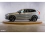 Volvo XC60 2.0 T6 Plug-in hybrid AWD Plus Black Edition Long Range | Facelift | Zwenkbare trekhaak | Panoramadak | Memory | Blis | Harman Kardon |