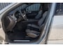 Volvo XC60 2.0 T6 Plug-in hybrid AWD Plus Black Edition Long Range | Facelift | Zwenkbare trekhaak | Panoramadak | Memory | Blis | Harman Kardon |
