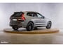Volvo XC60 2.0 T6 Plug-in hybrid AWD Plus Black Edition Long Range | Facelift | Zwenkbare trekhaak | Panoramadak | Memory | Blis | Harman Kardon |