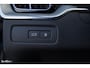 Volvo XC60 2.0 T6 Plug-in hybrid AWD Plus Black Edition Long Range | Facelift | Zwenkbare trekhaak | Panoramadak | Memory | Blis | Harman Kardon |
