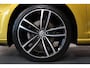 Volkswagen Golf 1.4 TSI Highline R-Line Trekhaak, Massage, Apple Carplay/Android Auto, ACC, LED,