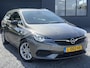 Opel Astra Sports Tourer 1.2 Business Elegance ✓1e Eigenaar✓110pk✓Carplay✓Camera✓Navi✓Clima✓Cruise✓Halfleder✓Comfortstoel✓Pdc V+A✓6 Bak✓Dealer Onderhouden✓Keyless✓Lm velgen✓N.A.P✓Apk tot 06-2027