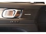 Volvo XC40 1.5 T4 Plug-in hybrid Plus Bright NL auto|Stoel+stuurverwarming|Memory stoel|H&K Audio|Achteruitrijcamera|