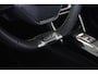 Peugeot 208 1.2 Turbo 100-PK EAT8 Panorama Dak | Camera | 17" Lichtmetaal | Digitaal Dashboard | Parkeersensoren Rondom | Navigatie | LED