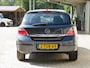 Opel Astra 1.8 ESSENTIA
