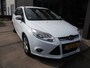 Ford Focus Wagon 1.0 EcoBoost Trend koppakking lek loopt wel