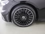 Mercedes-Benz E-klasse 300 e Sport Edition | AMG | Burmester | Trekhaak | Hyperscreen | Night | Multispaaks lichtmetalen velgen | Memory | Digital Light | Verlichte grill |