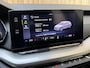 Skoda Octavia Combi 1.0 TSI Ambition Apple CarPlay/Android Auto | Climate & cruise control | LED verlichting | Lichtmetalen velgen | Navigatiesysteem | Parkeersensoren achter | Trekhaak