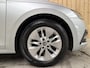 Skoda Octavia Combi 1.0 TSI Ambition Apple CarPlay/Android Auto | Climate & cruise control | LED verlichting | Lichtmetalen velgen | Navigatiesysteem | Parkeersensoren achter | Trekhaak