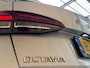 Skoda Octavia Combi 1.0 TSI Ambition Apple CarPlay/Android Auto | Climate & cruise control | LED verlichting | Lichtmetalen velgen | Navigatiesysteem | Parkeersensoren achter | Trekhaak
