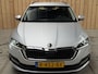Skoda Octavia Combi 1.0 TSI Ambition Apple CarPlay/Android Auto | Climate & cruise control | LED verlichting | Lichtmetalen velgen | Navigatiesysteem | Parkeersensoren achter | Trekhaak