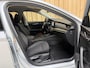 Skoda Octavia Combi 1.0 TSI Ambition Apple CarPlay/Android Auto | Climate & cruise control | LED verlichting | Lichtmetalen velgen | Navigatiesysteem | Parkeersensoren achter | Trekhaak