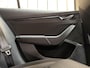 Skoda Octavia Combi 1.0 TSI Ambition Apple CarPlay/Android Auto | Climate & cruise control | LED verlichting | Lichtmetalen velgen | Navigatiesysteem | Parkeersensoren achter | Trekhaak