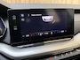 Skoda Octavia Combi 1.0 TSI Ambition Apple CarPlay/Android Auto | Climate & cruise control | LED verlichting | Lichtmetalen velgen | Navigatiesysteem | Parkeersensoren achter | Trekhaak