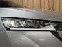 Skoda Octavia Combi 1.0 TSI Ambition Apple CarPlay/Android Auto | Climate & cruise control | LED verlichting | Lichtmetalen velgen | Navigatiesysteem | Parkeersensoren achter | Trekhaak